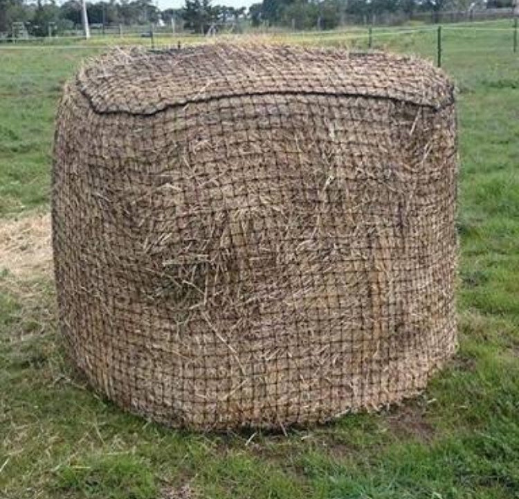 4x4 Round Bale Slow Feeding Hay Net 30mm x 30mm 48 ply