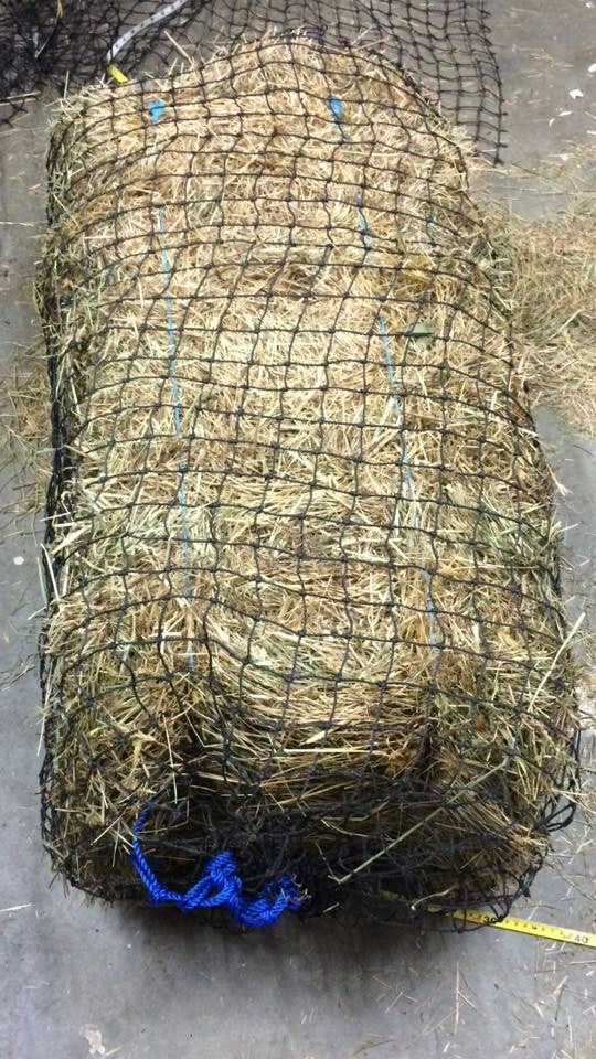 Large Slow Feeding Hay Net 30mm x 30mm 48 ply (Original Top)