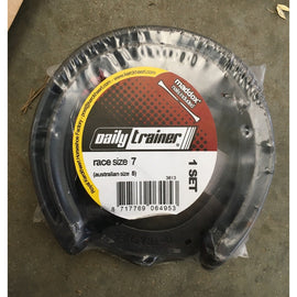 Daily Trainer 7 1/Clip Set Horse Shoes