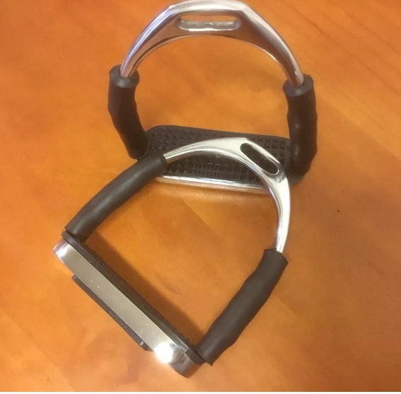 Flexiable Safety Stirrup Irons 4.5"